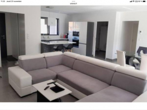 Maison 24h du Mans et jeux olympiques 8 couchages 3 chambres